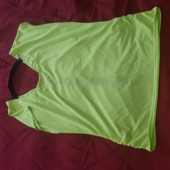 Summer top - Picture 3 of 3